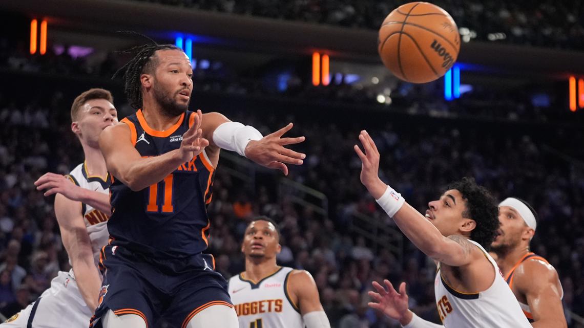 Knicks aplastan a Nuggets; Murray se retira con esguince de tobillo
