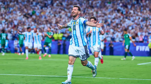 Con doblete ante Austria, Lionel Messi alcanza la cima histórica del fútbol mundial